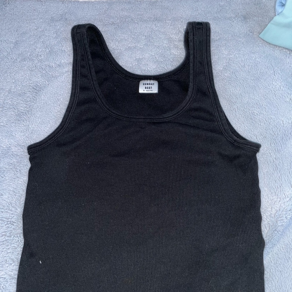 Sunday best (Aritzia) crop top